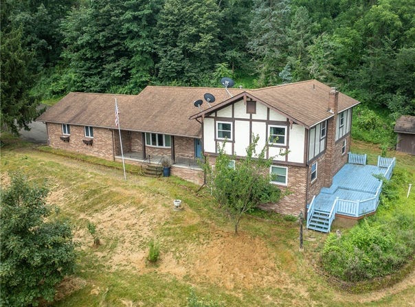 6563 State Route 30, Hempfield Twp, PA 15644