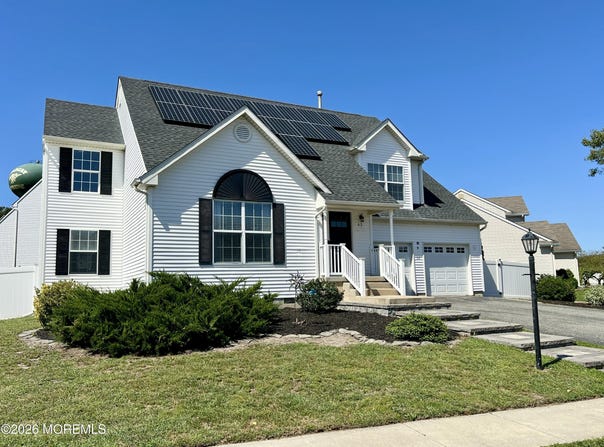 62 Stonegate Drive, Tuckerton, NJ 08087