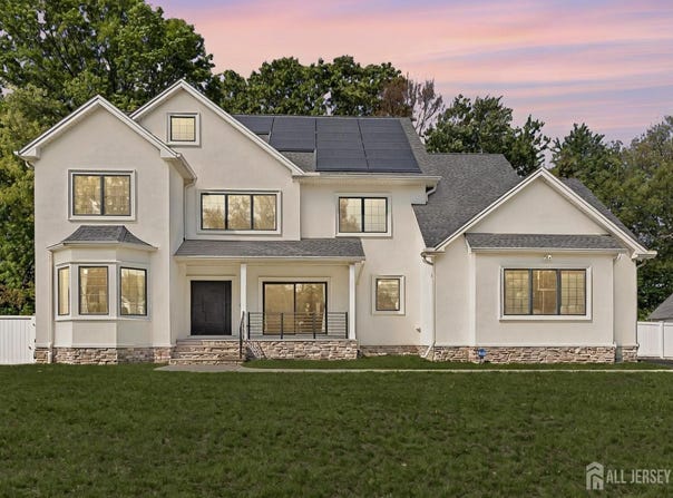 26 Mary Ellen Drive, Edison, NJ 08820
