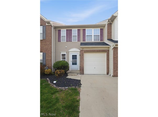 104 Pyrite Court, Berea, OH 44017