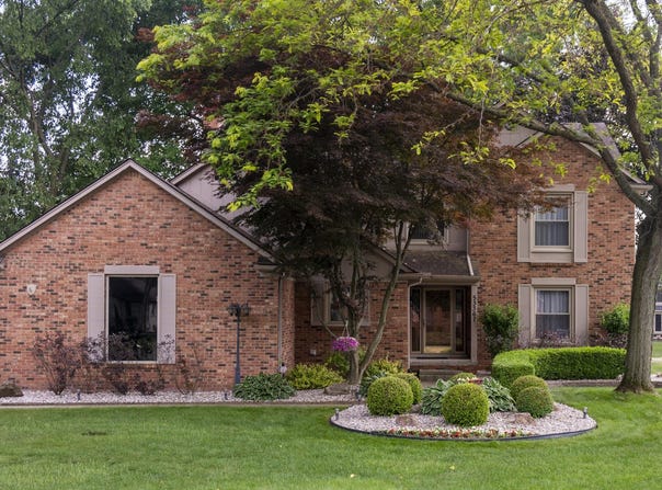 53367 Marian Drive, Shelby Twp, MI 48315