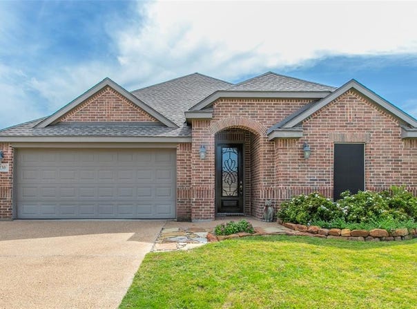 230 Oak Meadow Trail, Waco, TX 76657