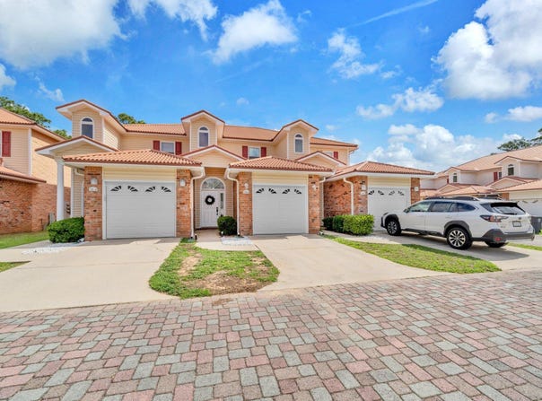 526 Valparaiso Parkway, Valparaiso, FL 32580