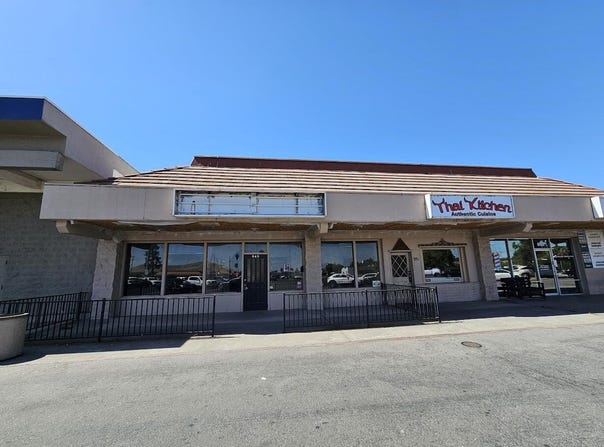 949 W Henderson Avenue, Porterville, CA 93257