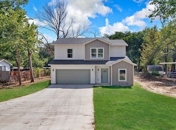 620 Alameda Road, Azle, TX 76020