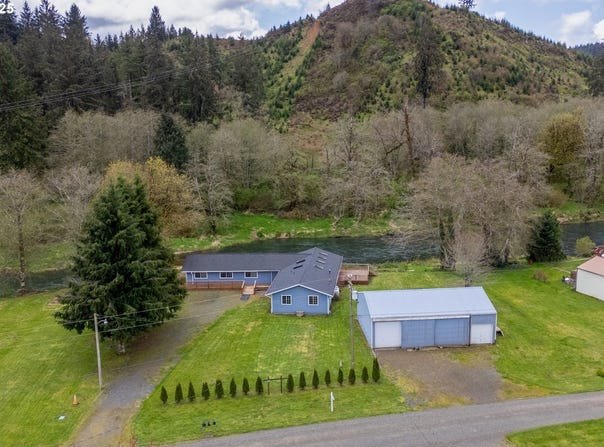 18595 NESTUCCA DR, Cloverdale, OR 97112