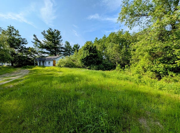 123 Pioneer Street, West Paris, ME 04289