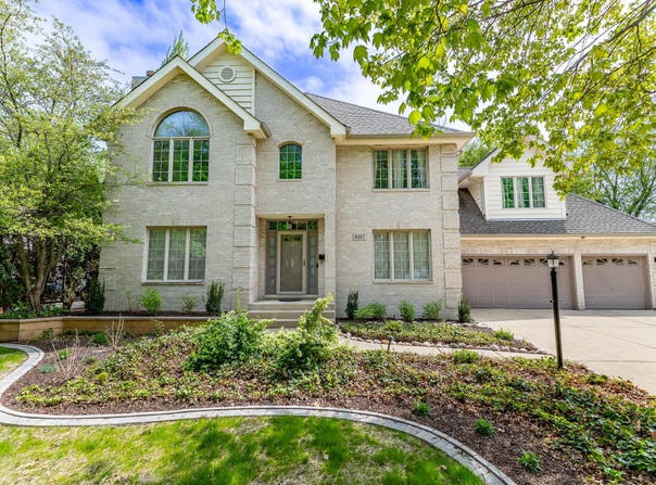 8407 Beech Avenue, Munster, IN 46321
