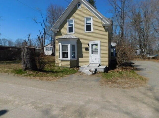 10 Summer Street, Calais, ME 04619