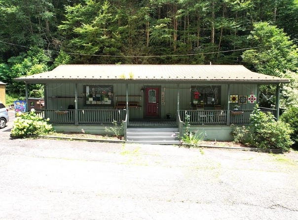 8065 Fancy Gap Hwy, Fancy Gap, VA 24328