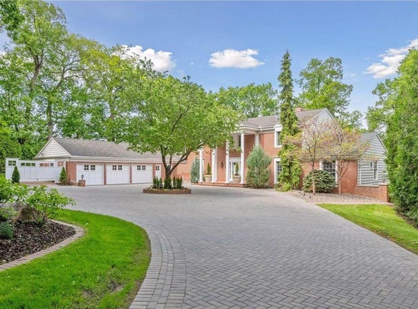 2496 Old Beach Road, Orono, MN 55391