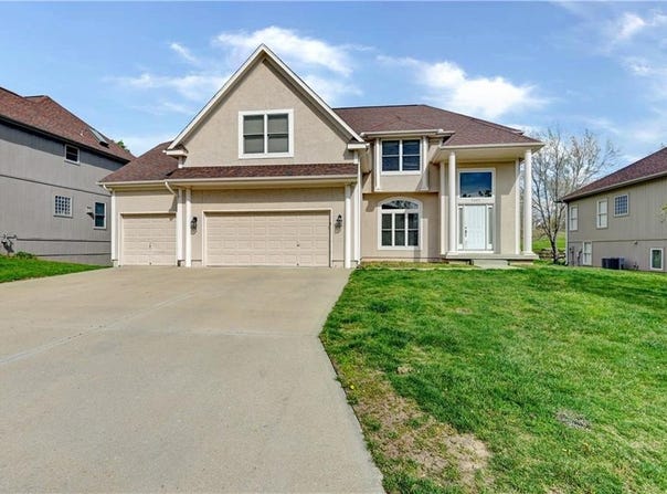 3005 S Granite Avenue, Blue Springs, MO 64015