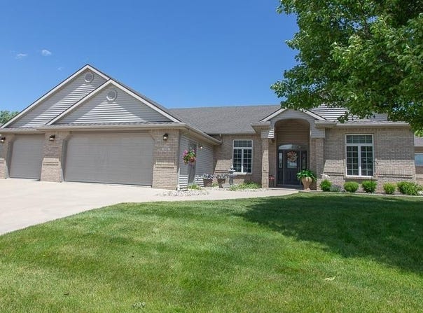 616 N Easton Drive, Angola, IN 46703