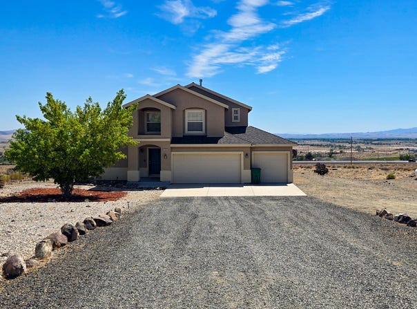 7900 Beech Street, Silver Springs, NV 89429