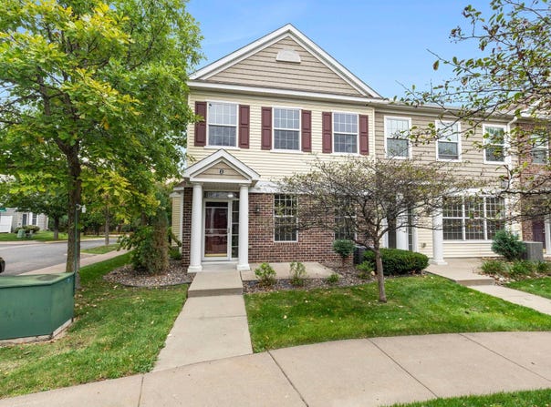 1626 Woodlynn Avenue, Maplewood, MN 55109