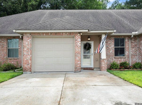 10664 Florida Blvd, Walker, LA 70785
