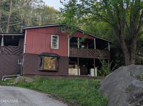 103 hwy 3448, Stoney Fork, KY 40988