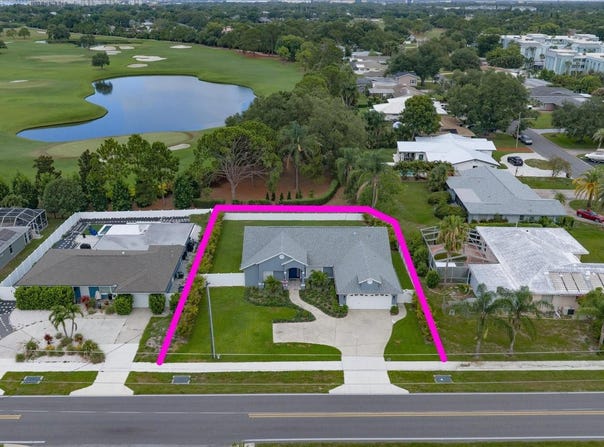 668 MEHLENBACHER Road, BELLEAIR, FL 33756