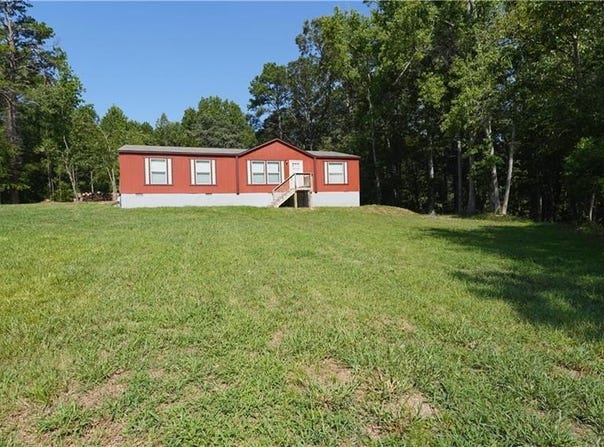 1967 Highway 211 NE, Statham, GA 30666