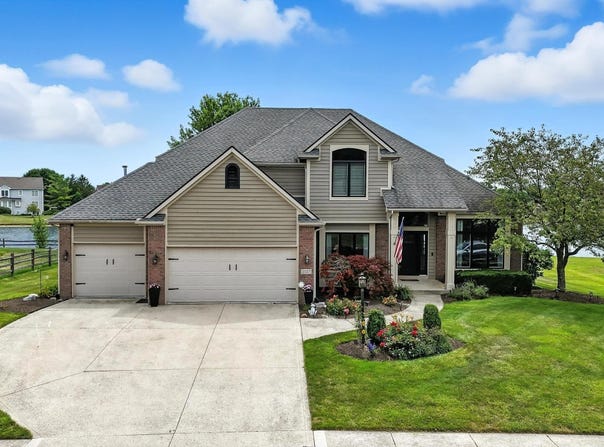 2127 Stonebriar Road, Fort Wayne, IN 46814-9139