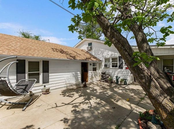 38708 E Hudson Road, Oak Grove, MO 64075
