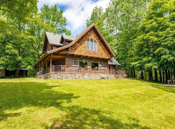 4822 E Tri Lakes Rd, Superior, MN 54880