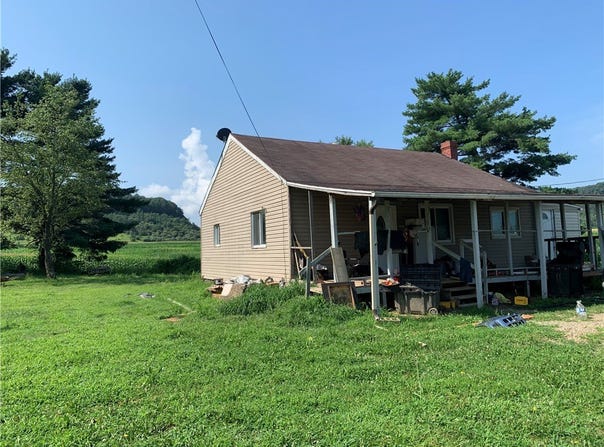2861 State Route 156, Apollo Boro, PA 15686