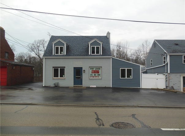 4684 Clairton Blvd, Whitehall, PA 15236