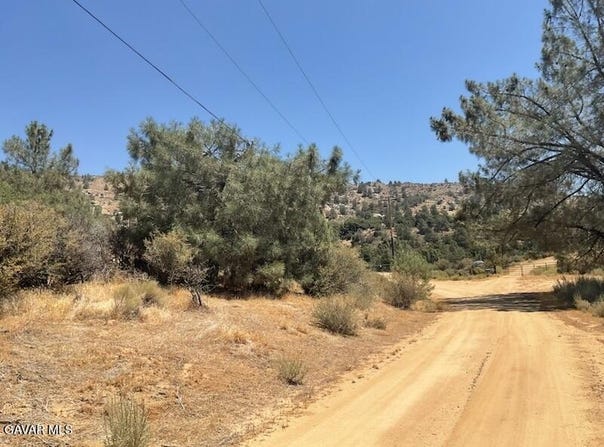 Rancharia Creek Road, Caliente, CA 93518