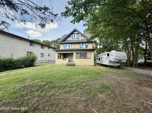 419 Jackson Avenue, Union, NY 13760