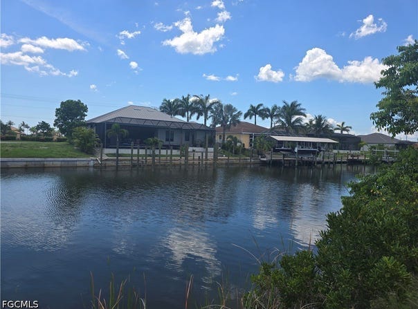 820 NW 39th Avenue, Cape Coral, FL 33993