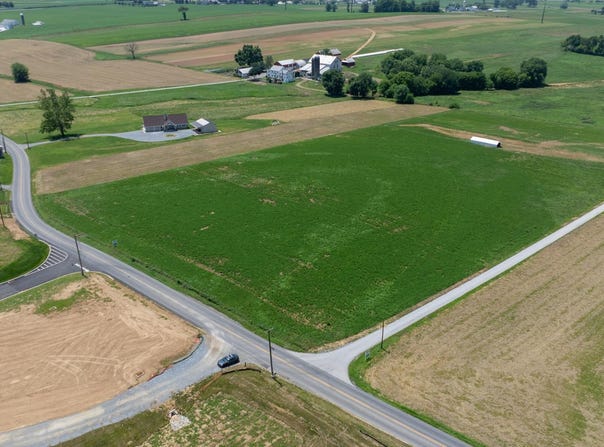 35 KINZER, KINZERS, PA 17535