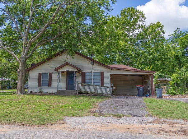 805 12TH NE, Paris, TX 75460