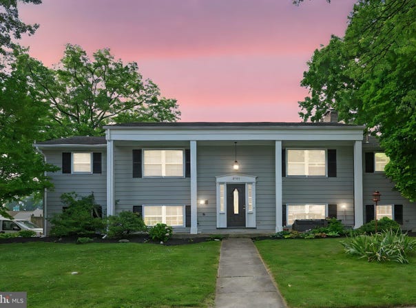 2101 MAYFRED LANE, CAMP HILL, PA 17011