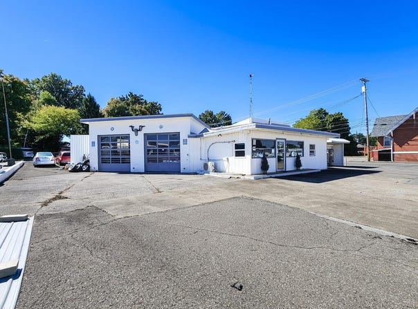 174 W Center St., Madisonville, KY 42431