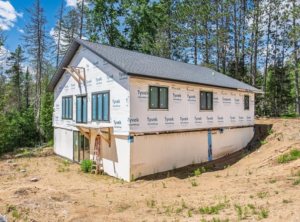 5983 HWY 70, Eagle River, WI 54521