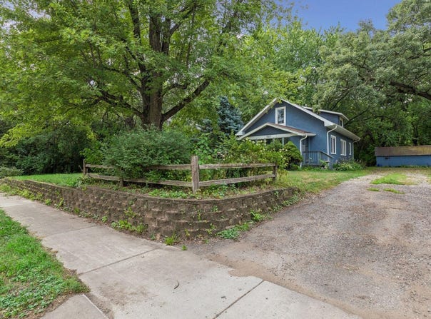 7217 63rd Avenue N, Brooklyn Park, MN 55428