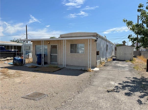 2240 Castleberry Lane, Las Vegas, NV 89156
