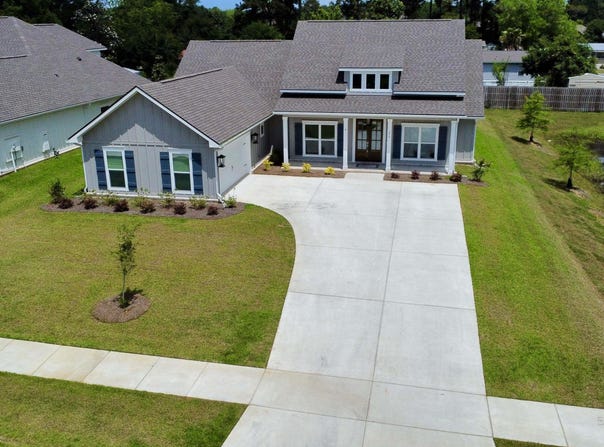 675 Kitfox Avenue, Fairhope, AL 36532