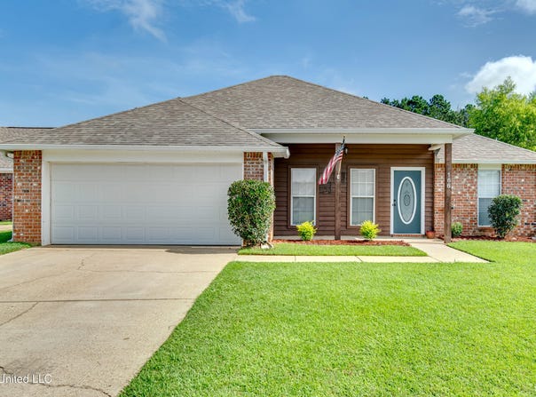 166 Cedar Spring Circle, Pearl, MS 39208
