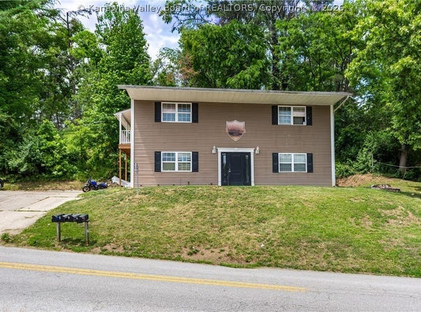 160 Irwin Road, Huntington, WV 25705