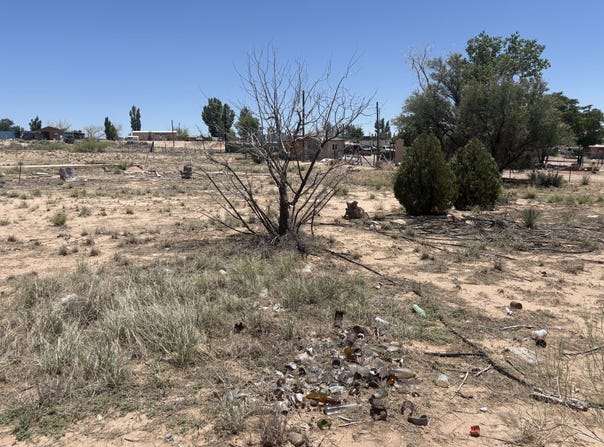 4 CENTURY Road, Belen, NM 87002