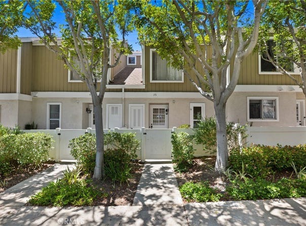 101 Abbeywood Lane, Aliso Viejo, CA 92656