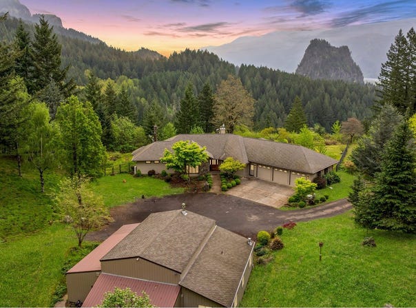 262 E BEACON HIGHLAND Rd, Stevenson, WA 98648