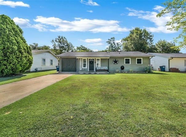1002 Irion Drive, Euless, TX 76039
