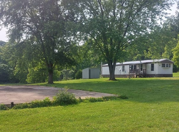 10693 S. County Road 150 W, English, IN 47118