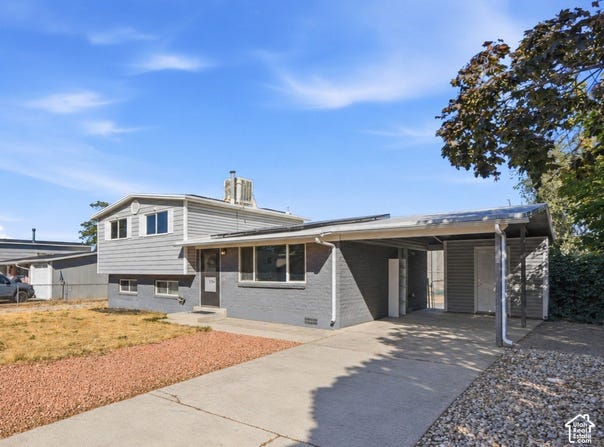 4365 S HAWKEYE Dr, West Valley City, UT 84120