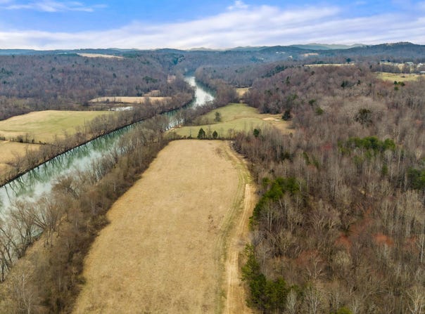 9999 Red Bird Road, Williamsburg, KY 40769