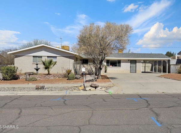 1615 Mariposa Drive, Las Cruces, NM 88001