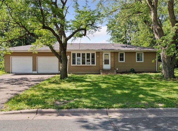 312 Sand Street, Shakopee, MN 55379